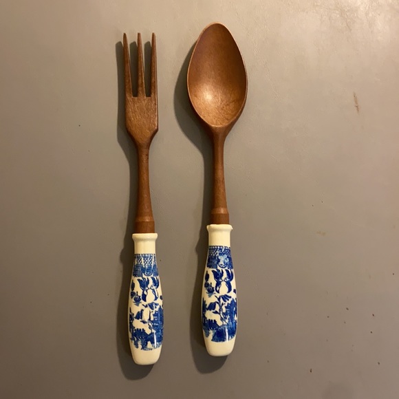 Vintage Materia Hostess Server Set with Shakers - Picture 2 of 10